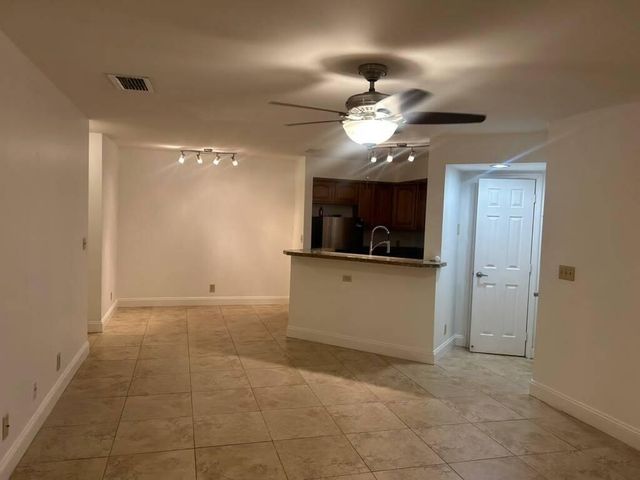 3370 N PINEWALK Drive N 1217, Margate, FL 33063