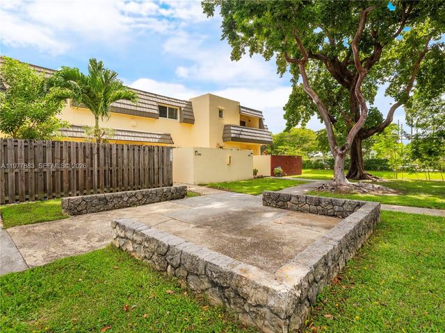 8329 SW 137th Ave 8329, Miami, FL 33183