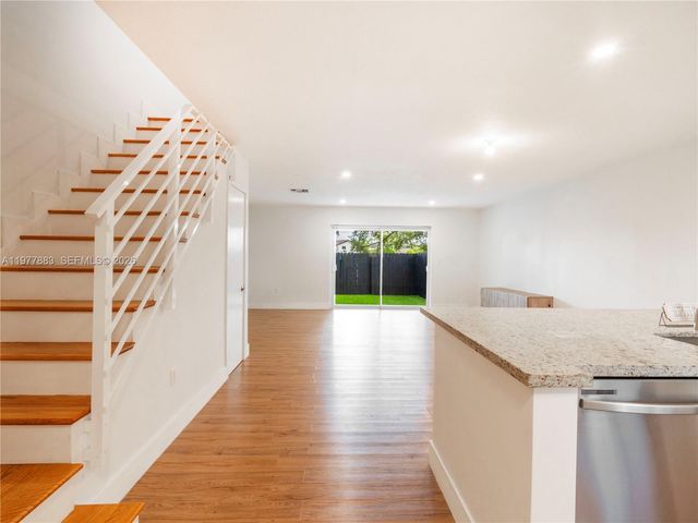 8329 SW 137th Ave 8329, Miami, FL 33183