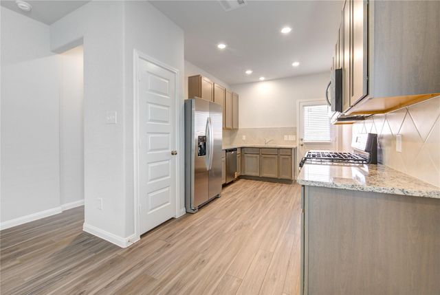 13321 Burbot Drive, Conroe, TX 77384