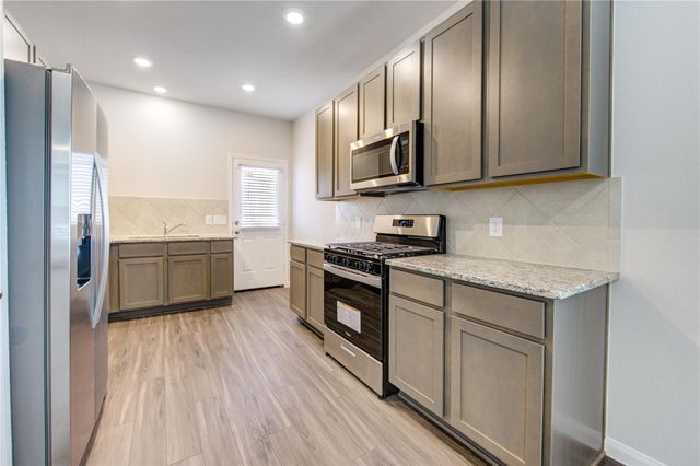 13321 Burbot Drive, Conroe, TX 77384