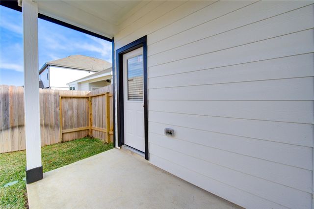 13321 Burbot Drive, Conroe, TX 77384