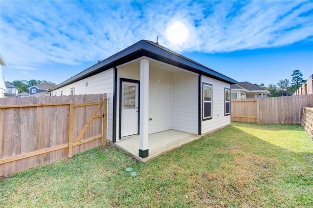 13321 Burbot Drive, Conroe, TX 77384