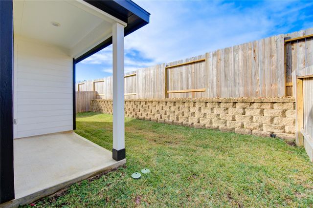 13321 Burbot Drive, Conroe, TX 77384