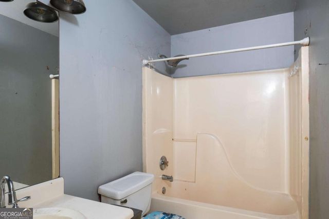 739 Barnetts Bridge Road, Jackson, GA 30233