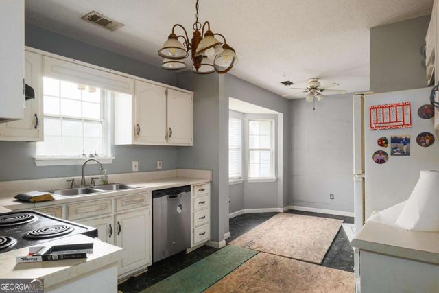 739 Barnetts Bridge Road, Jackson, GA 30233