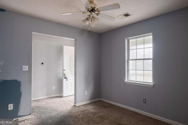 739 Barnetts Bridge Road, Jackson, GA 30233