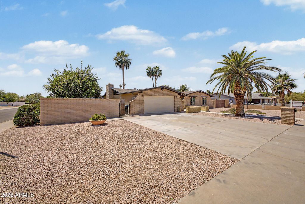 5345 E GELDING Drive, Scottsdale, AZ 85254 — photo 2