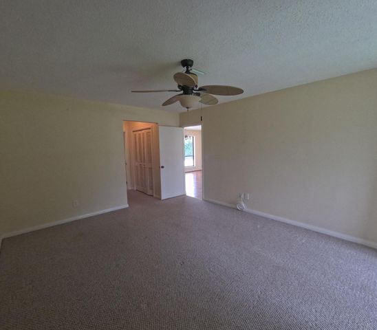 20 SE Turtle Creek Drive Apt F, Tequesta, FL 33469