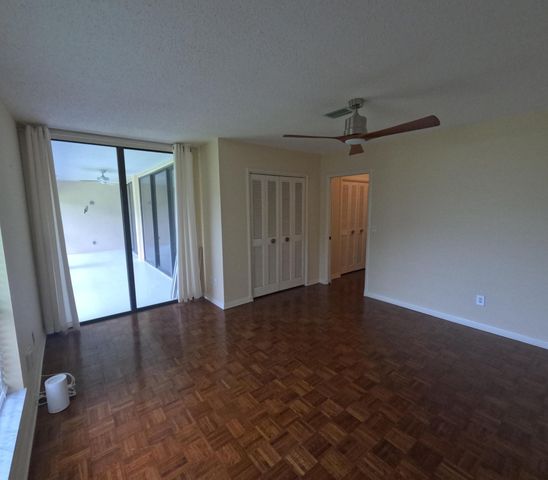 20 SE Turtle Creek Drive Apt F, Tequesta, FL 33469