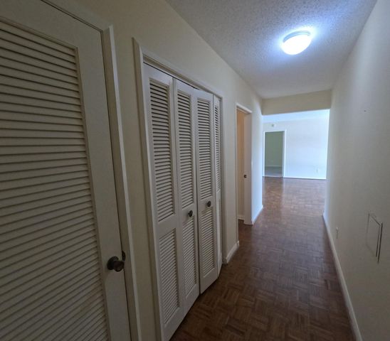 20 SE Turtle Creek Drive Apt F, Tequesta, FL 33469