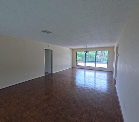 20 SE Turtle Creek Drive Apt F, Tequesta, FL 33469