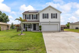 1833 SW Cameo Boulevard, Port St. Lucie, FL 34953
