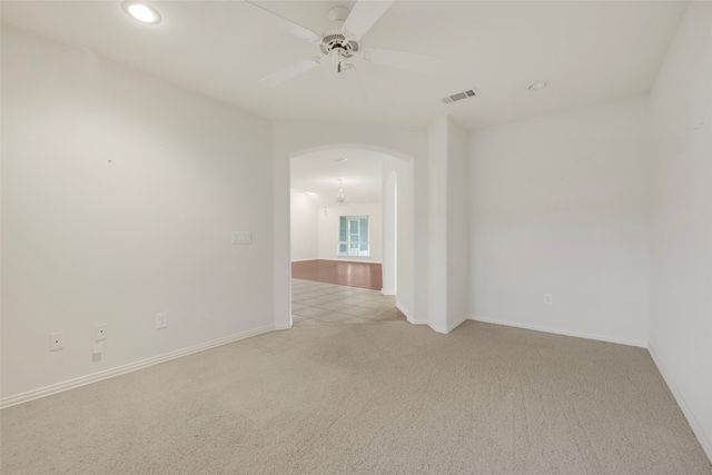10009 Hanford Drive, Denton, TX 76207