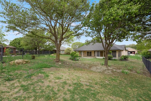 10009 Hanford Drive, Denton, TX 76207