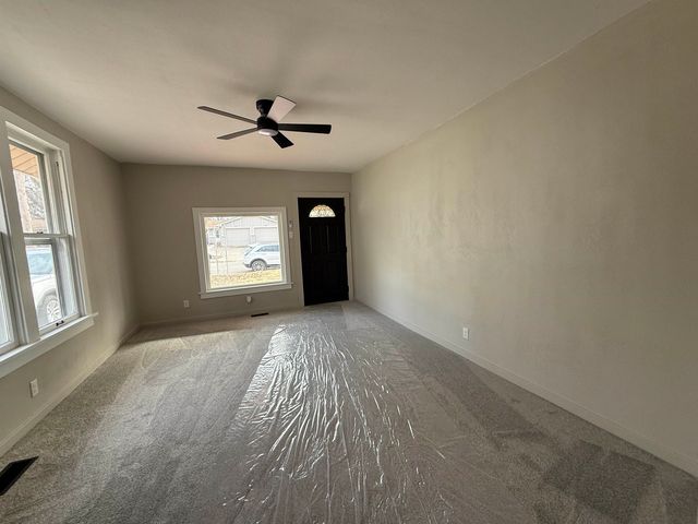 731 S Belmont St, Wichita, KS 67218
