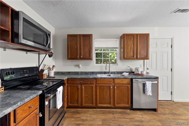 17722 Buckhorn, Northport, AL 35475