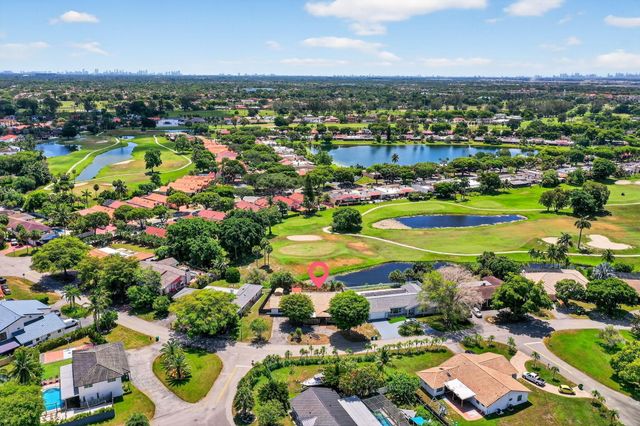 19811 W Oakmont Drive, Hialeah, FL 33015