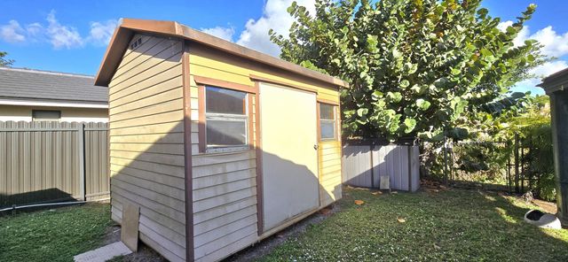 19811 W Oakmont Drive, Hialeah, FL 33015