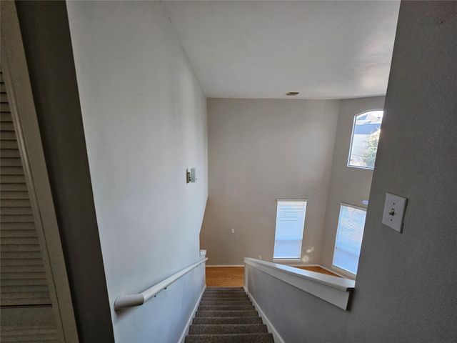 1271 W 17th Street, Houston, TX 77008