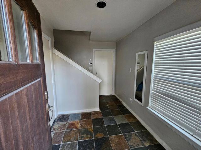 1271 W 17th Street, Houston, TX 77008