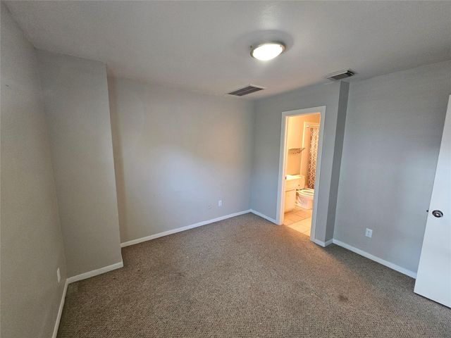 1271 W 17th Street, Houston, TX 77008