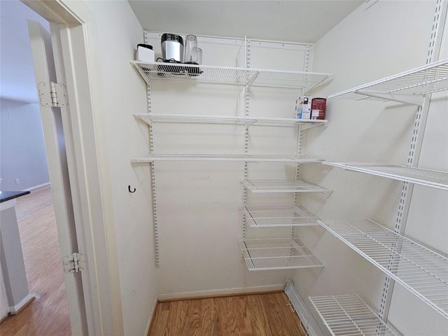1271 W 17th Street, Houston, TX 77008