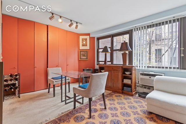 210 E 15th St Apt 6D, New York City, NY 10003