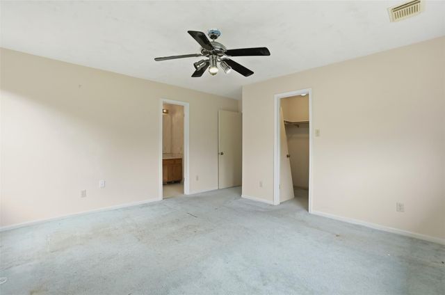 15810 Pilgrim Hall Drive, Friendswood, TX 77546