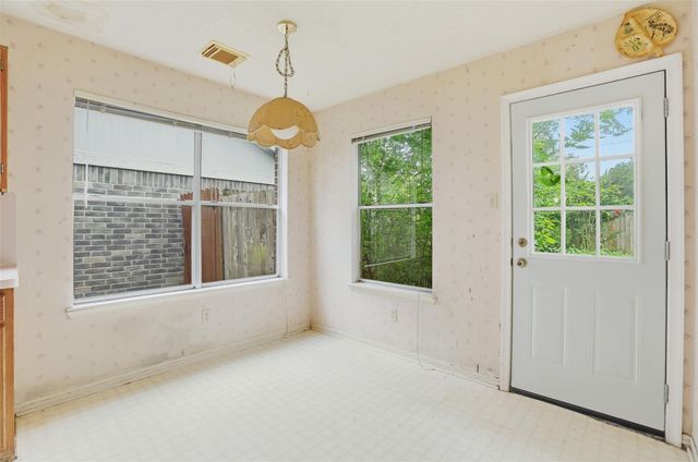 15810 Pilgrim Hall Drive, Friendswood, TX 77546
