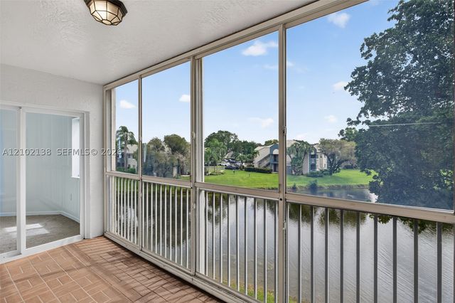 9539 Weldon Cir F308, Tamarac, FL 33321