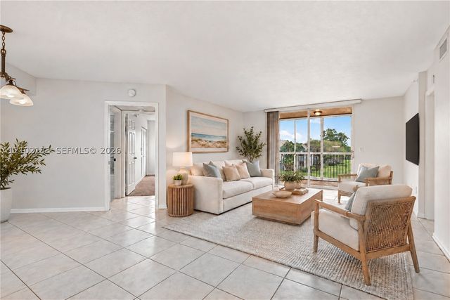9539 Weldon Cir F308, Tamarac, FL 33321