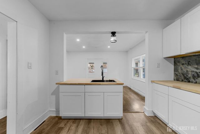 29 Grant Street, Mount Holly, NJ 08060