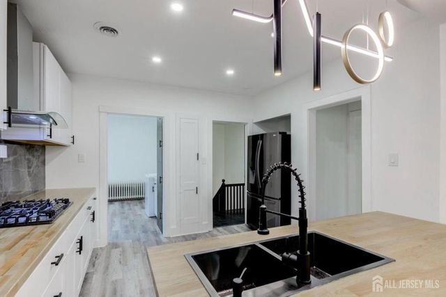 29 Grant Street, Mount Holly, NJ 08060