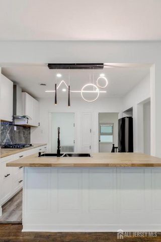 29 Grant Street, Mount Holly, NJ 08060