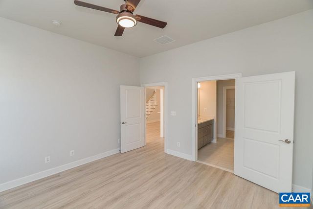 86 CRABAPPLE LN, Zion Crossroads, VA 22942