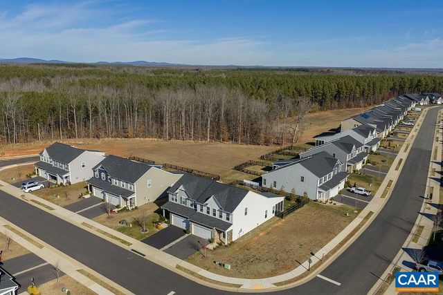 86 CRABAPPLE LN, Zion Crossroads, VA 22942