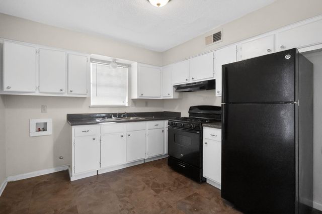 3452 DOBBIN FERRY AVE, Memphis, TN 38118