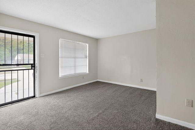 3452 DOBBIN FERRY AVE, Memphis, TN 38118