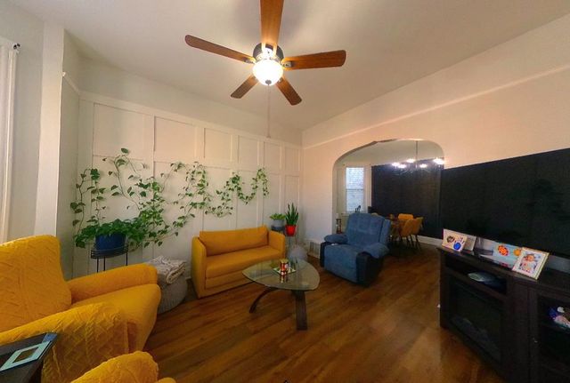 3741 W Dickens Avenue, Chicago, IL 60647