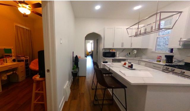 3741 W Dickens Avenue, Chicago, IL 60647