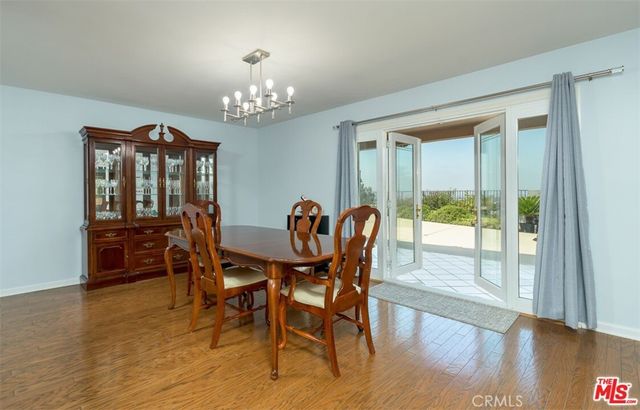 8471 Vine Valley, Los Angeles, CA 91352
