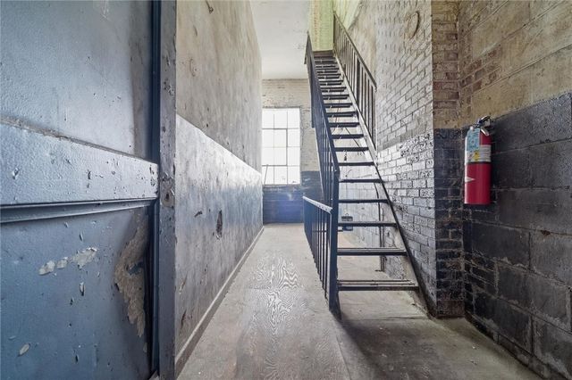 205 W 8th Ave, West Homestead, PA 15120