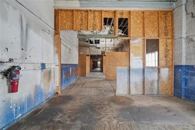 205 W 8th Ave, West Homestead, PA 15120