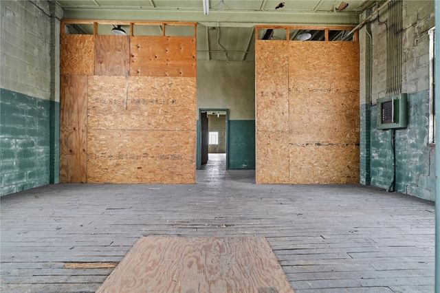 205 W 8th Ave, West Homestead, PA 15120