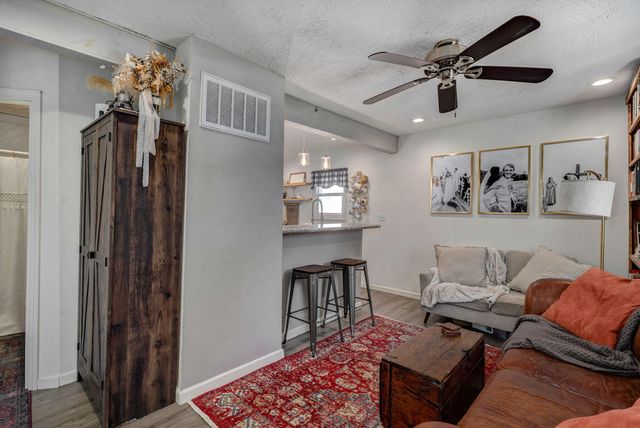 611 S Nettleton Avenue, Springfield, MO 65806