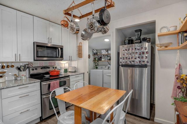 611 S Nettleton Avenue, Springfield, MO 65806