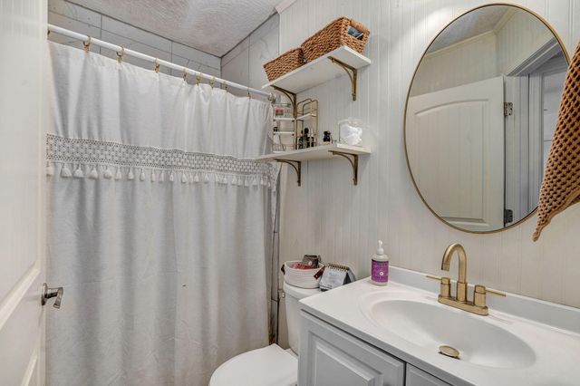 611 S Nettleton Avenue, Springfield, MO 65806