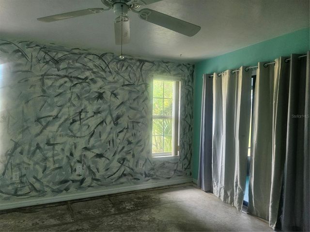 650 W DIAMONDBIRD LOOP 650, Hernando, FL 34442