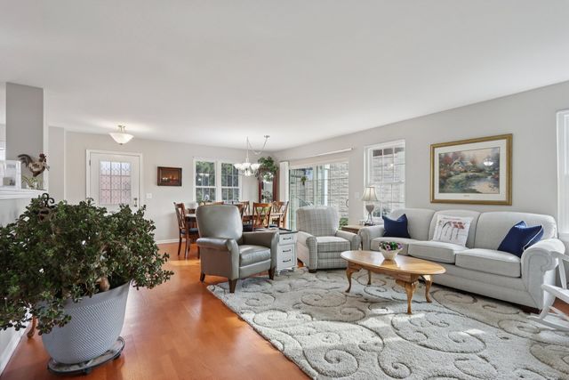 1279 Merrimack Court, Crystal Lake, IL 60014